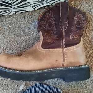 Women's cowgirl boots